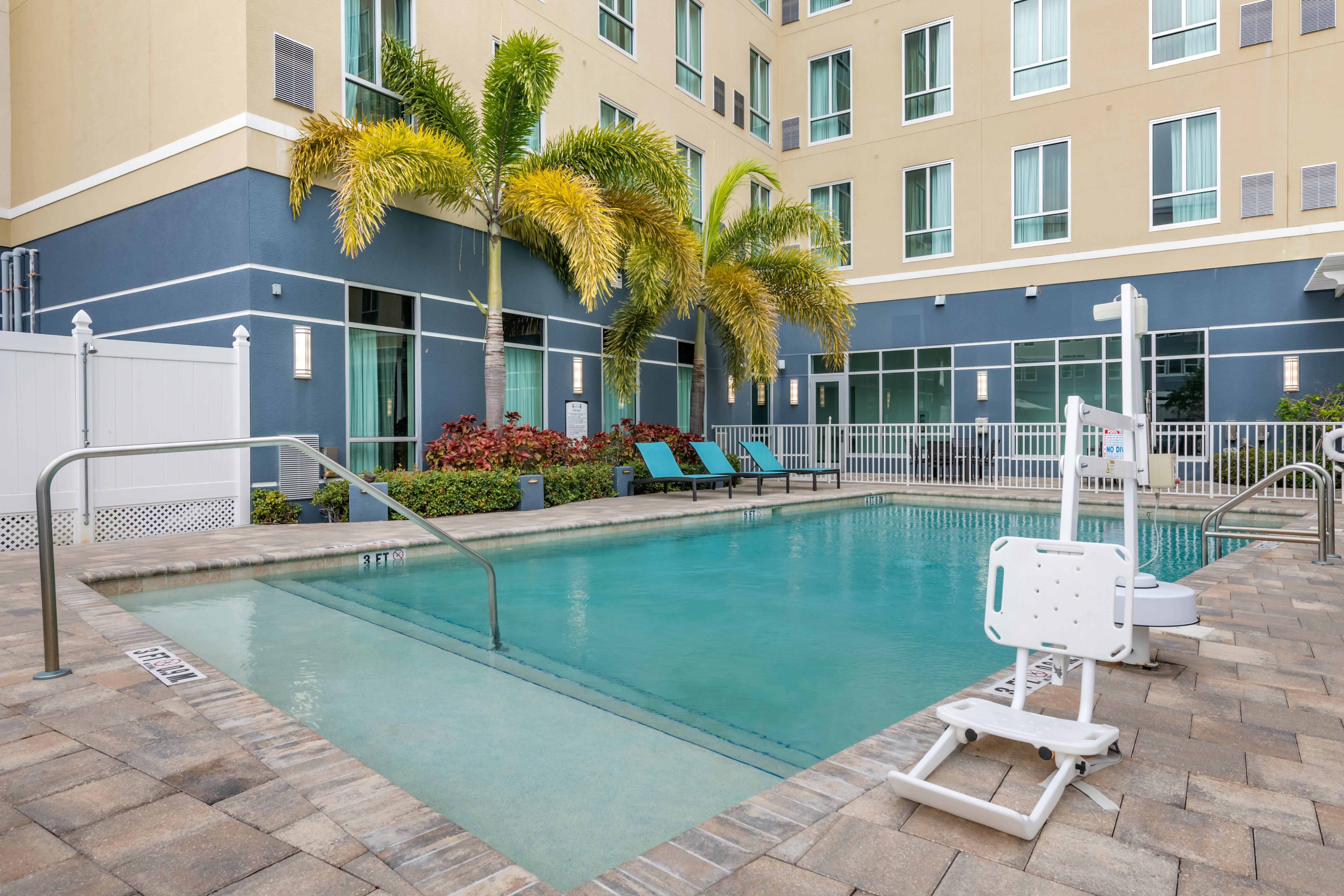 Staybridge Suites St. Petersburg Fl By Ihg Exterior foto
